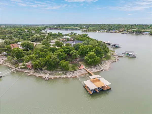 561 County Road 611, Brownwood, TX 76801