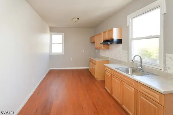 523 Park Ave, Paterson City, NJ 07504