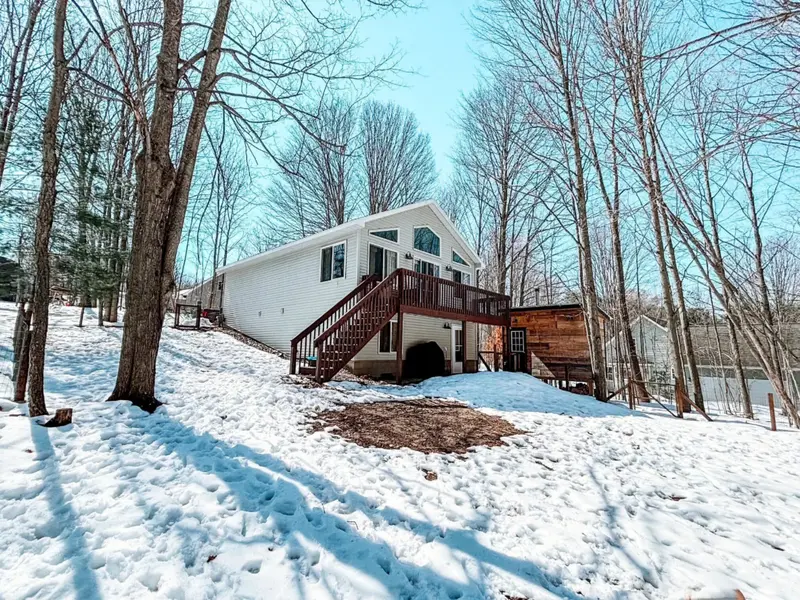 6424 Fourth ST, Almira Twp, MI 49650