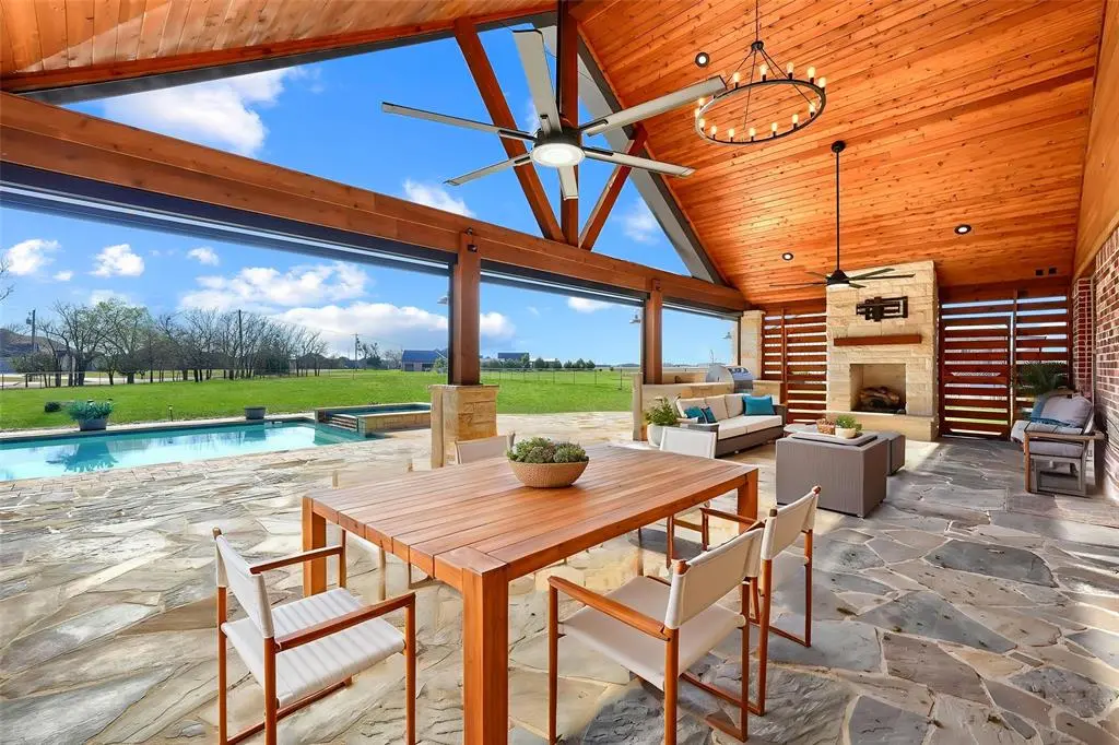 2214 Buck Court, Caddo Mills, TX 75135