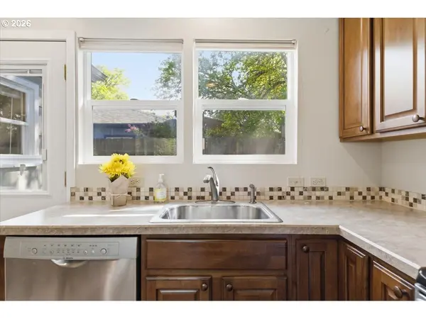 936 NW 34TH ST, Corvallis, OR 97330