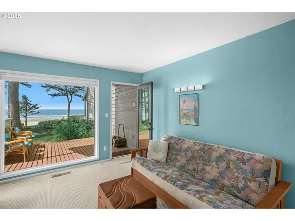 3250 NW OCEANVIEW DR ##7, Newport, OR 97365