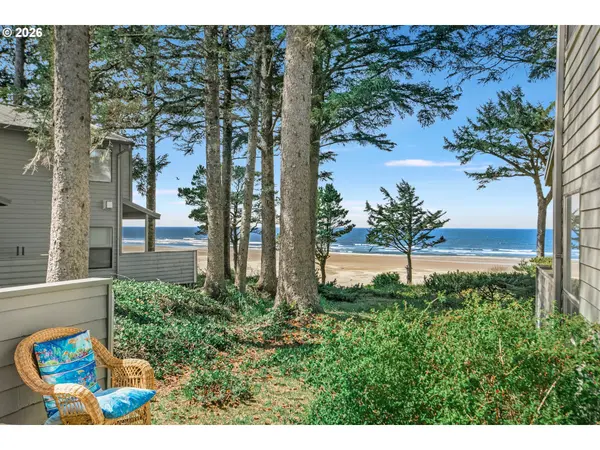 3250 NW OCEANVIEW DR ##7, Newport, OR 97365