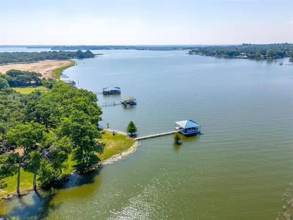 1398 Park Street, Azle, TX 76020