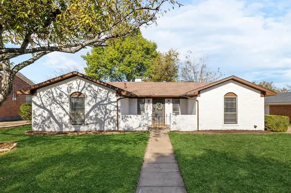 8348 Hillside Drive, Frisco, TX 75033