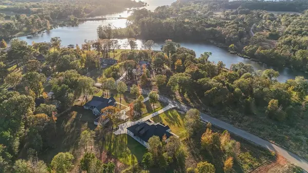 800 Stone Chimney Rd, Bullard, TX 75757