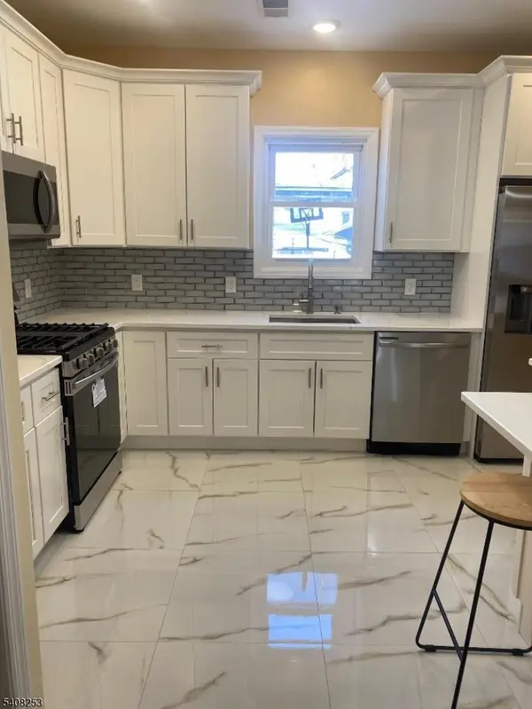 71 Coolidge St, Irvington Twp., NJ 07111