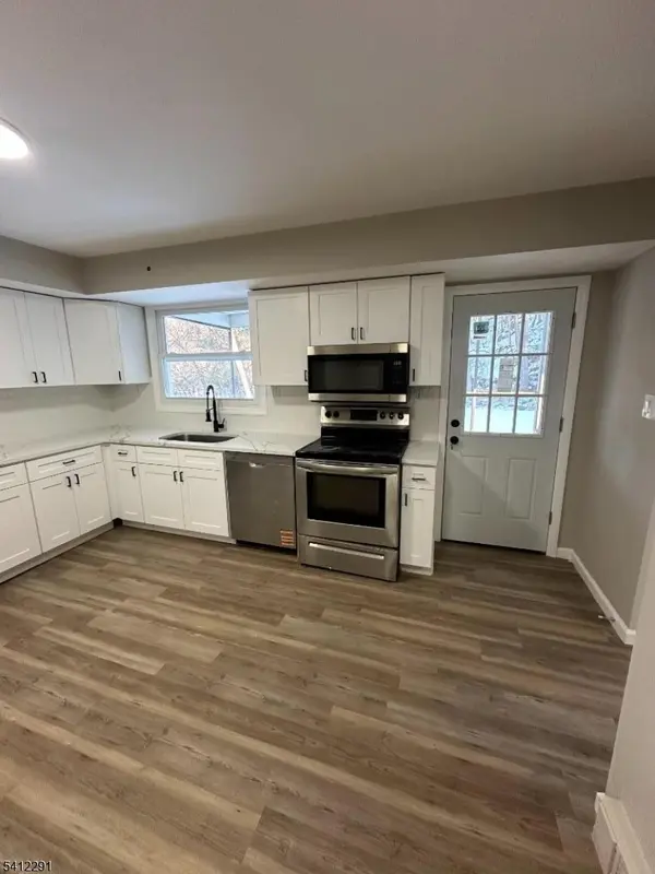 652 Carpentersville Rd, Pohatcong Twp., NJ 08865