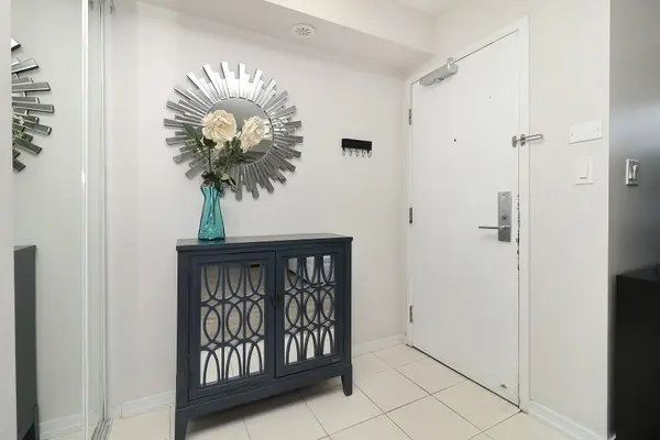 26 Bruce ST #C14, Vaughan, ON L4L 0H4