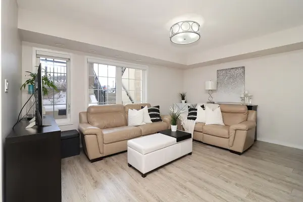 26 Bruce ST #C14, Vaughan, ON L4L 0H4