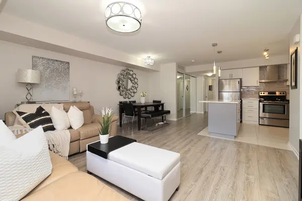 26 Bruce ST #C14, Vaughan, ON L4L 0H4