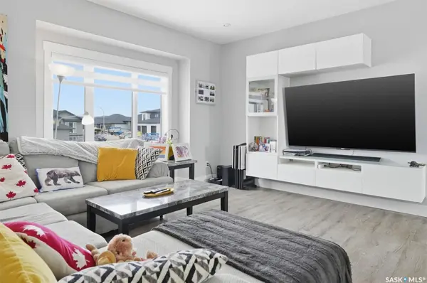 806 1st AVENUE N, Warman, SK S0K 4S0