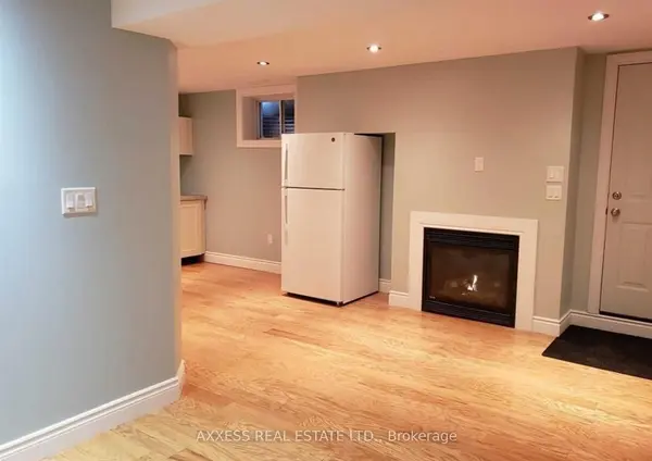 58 Spadara DR, Hamilton, ON L9B 2K3