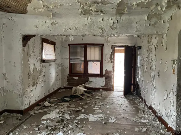 205 E Baltimore BLVD, Flint, MI 48505