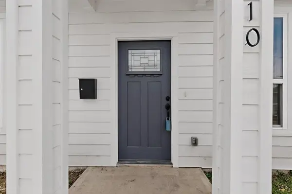 1610 Life Avenue, Dallas, TX 75212