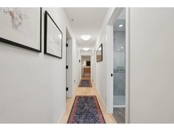 2445 NW WESTOVER RD #210, Portland, OR 97210