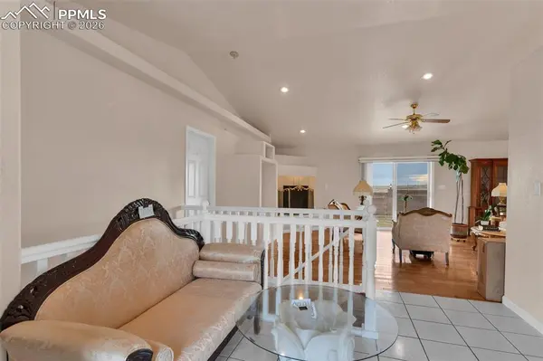 8 Pasadena DR, Pueblo, CO 81005