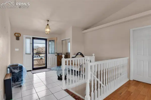 8 Pasadena DR, Pueblo, CO 81005