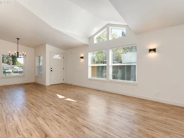 961 NE 201ST AVE, Fairview, OR 97024