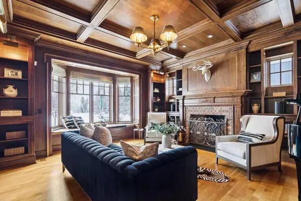 2715 Carleton ST SW, Calgary, AB T2T 3L1