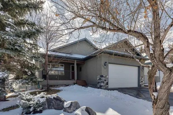 6 Sheep River CRES, Okotoks, AB T1S 1N6