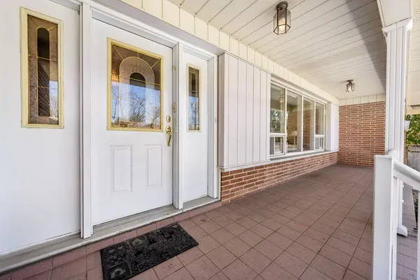 66 Carscadden DR, Toronto C07, ON M2R 2A9