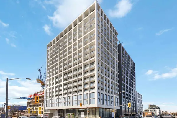 2020 Bathurst ST #827, Toronto C03, ON M5P 0A6