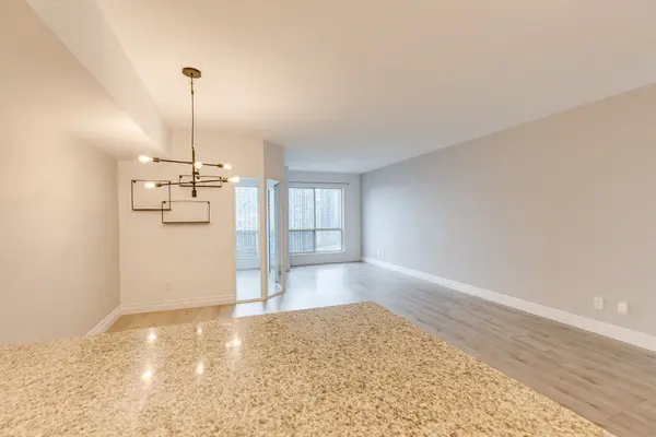 25 The Esplanade N/A #1701, Toronto C08, ON M5E 1W5