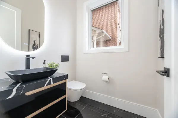 1950 Rosebank RD, Pickering, ON L1V 1P8