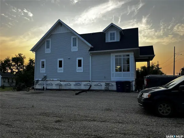 1306 Assiniboia AVENUE, Grenfell, SK S0G 2B0