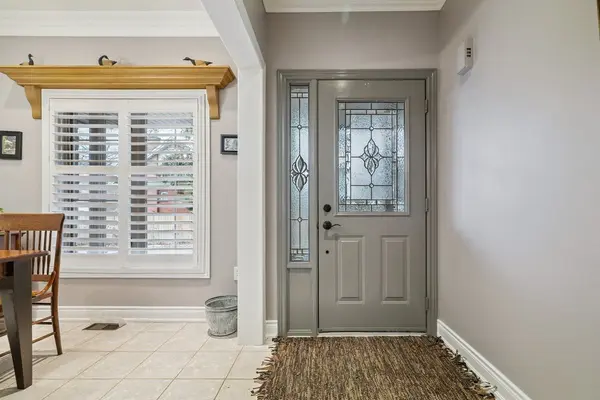 1019 North Shore BLVD E #3, Burlington, ON L7T 1X8