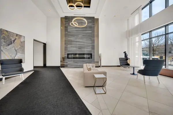 255 Bay ST ##604, Ottawa Centre, ON K1R 0C5