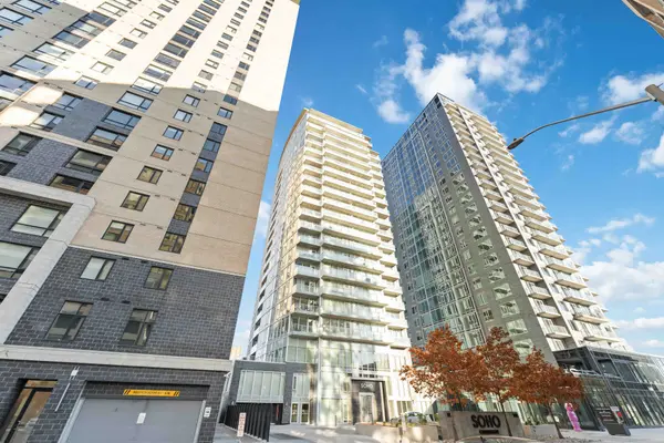 111 Champagne AVE S #307, Dows Lake - Civic Hospital And Area, ON K1S 5V3