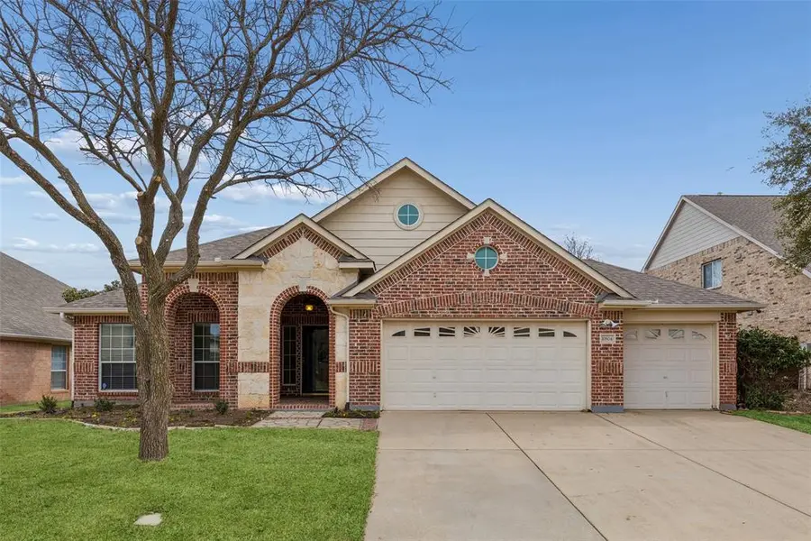 10804 Ashmont Lane, Fort Worth, TX 76244