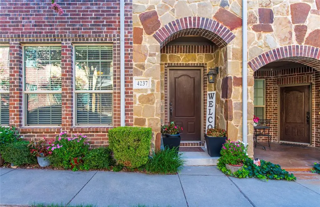 4237 Riverview Drive, Carrollton, TX 75010