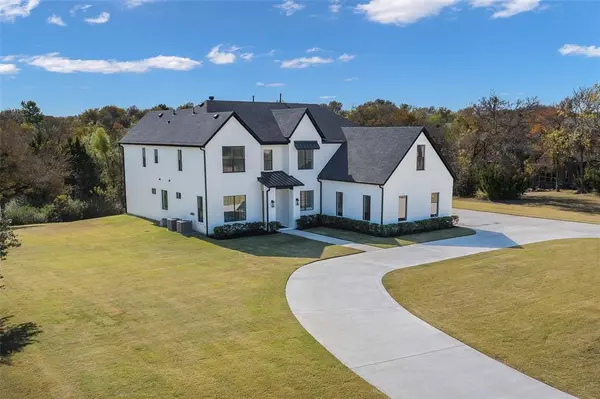 4310 Waterstone Estates Drive, Mckinney, TX 75071