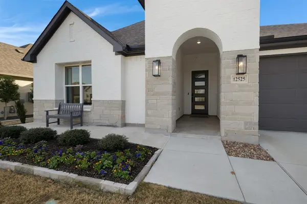 12525 Copper Ore, Denton, TX 76207