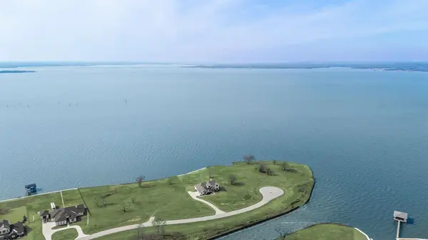 3016 Lake Ridge Drive, Streetman, TX 75859