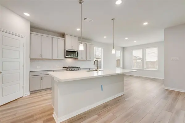 501 Marcus Lane, Crowley, TX 76036