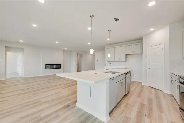 501 Marcus Lane, Crowley, TX 76036