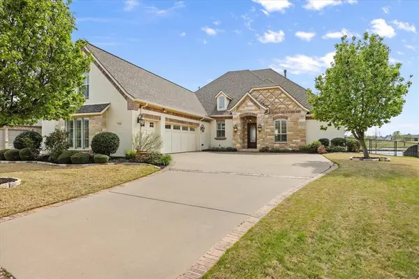 1213 Prestwick Court, Granbury, TX 76048