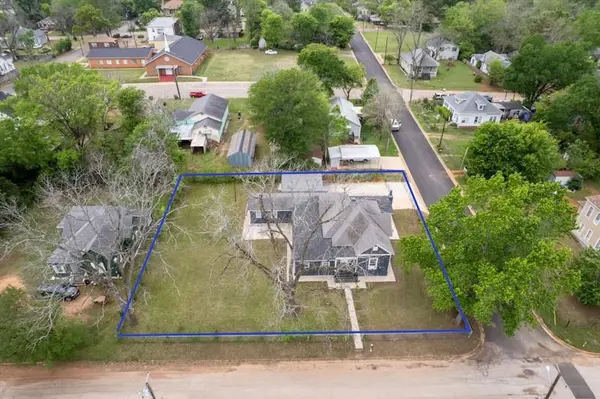 1419 N Sycamore, Palestine, TX 75801