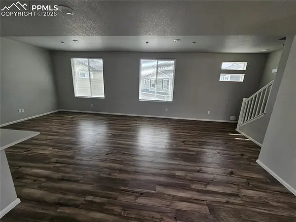 5638 Mammoth LN, Colorado Springs, CO 80927