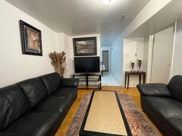 4 Blue Eagle TRL #Bsmt, Toronto E07, ON M1V 1V9