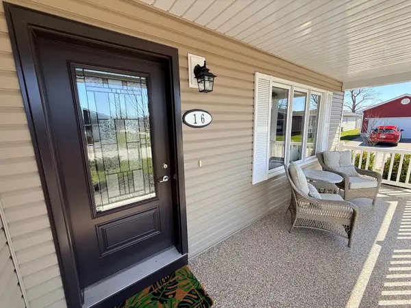 16 Sweet Water DR S, Ashfield-colborne-wawanosh, ON N7A 0B9