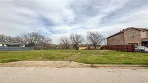 318 Castleridge Drive, Little Elm, TX 75068