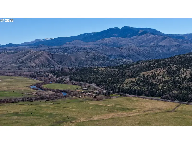 44011/43877 W HWY 26, Dayville, OR 97825