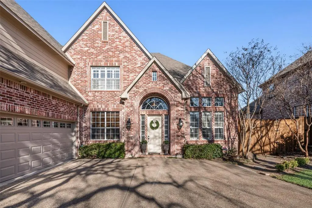 807 Stillwater Court, Keller, TX 76248
