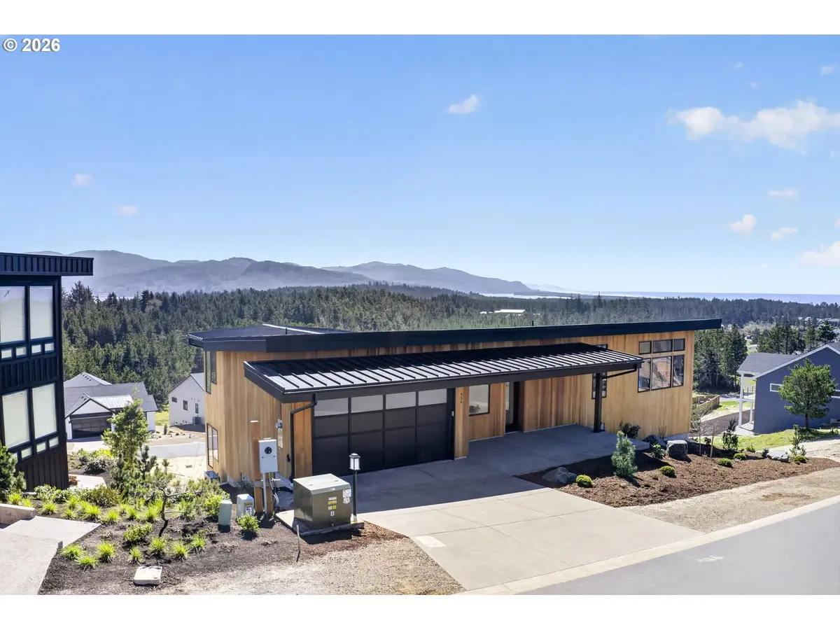 456 Sea View DR, Manzanita, OR 97130