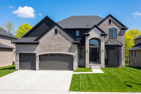 19840 Tranquility DR, Macomb Township, MI 48042